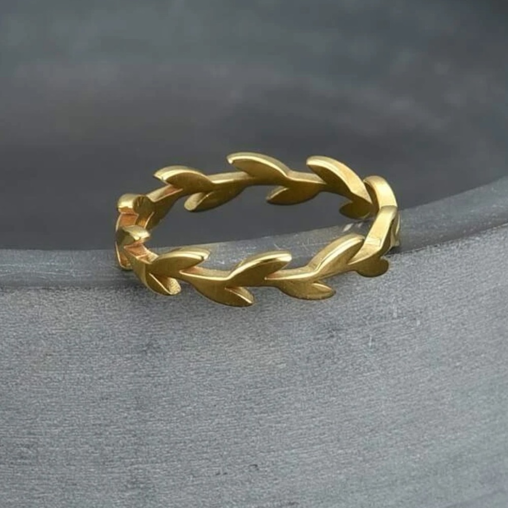 ✨NEW✨GOLD LEAF RING - Picture 3 of 4